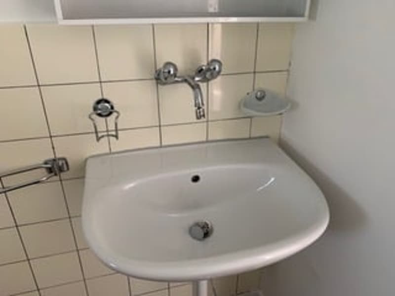Helle 3-Zimmer-Wohnung mit Balkon in Heimberg (5)
