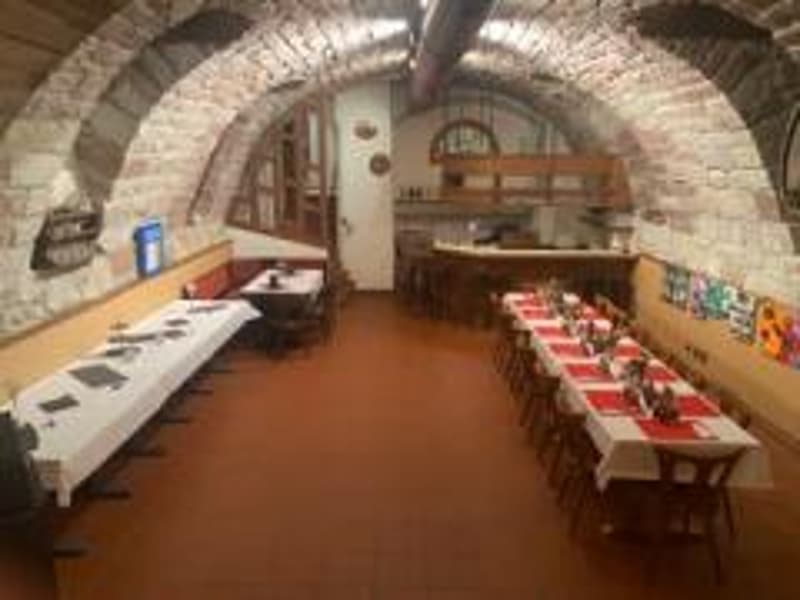 Taky away, Restaurant oder Laden, Lager / Mietwohnung 3.5 Zimmer möglich (2)