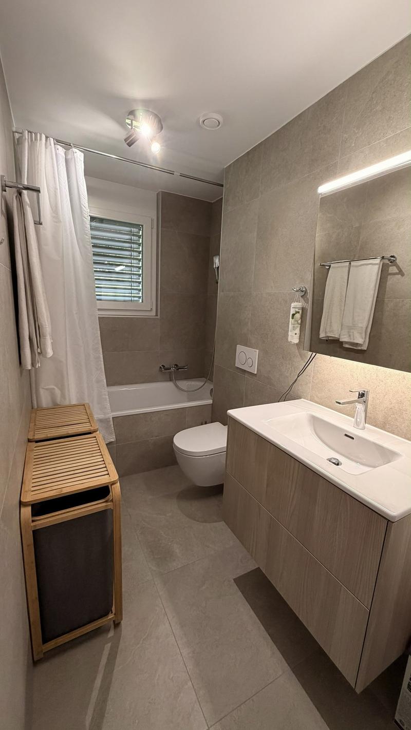 Modern semi-detached villa 5.5 rooms (2025), private garden, superb view, garage with direct access (9)
