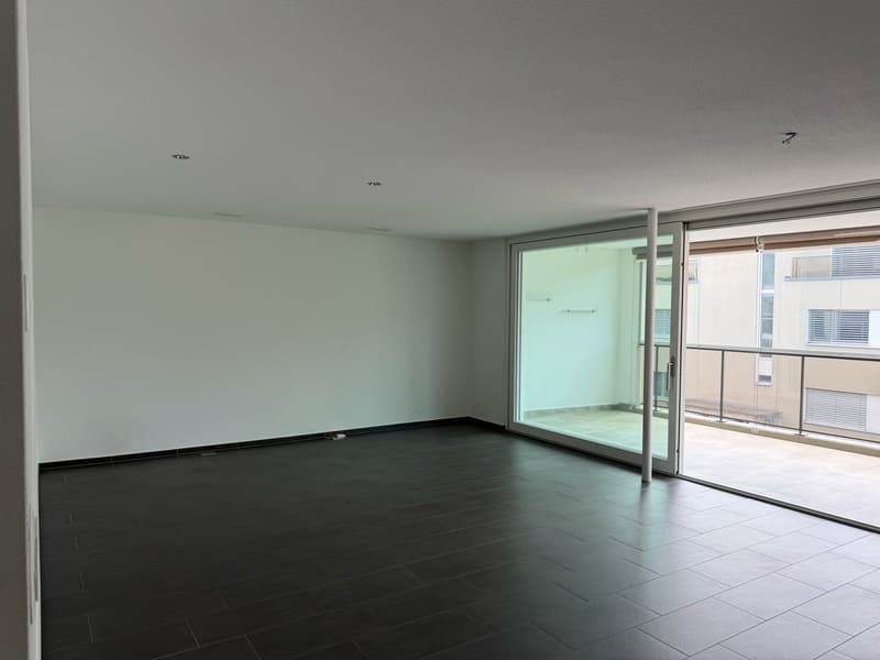 Appartamento 3.5 locali luminoso, 95 m², in posizione centrale a Steffisburg (1)