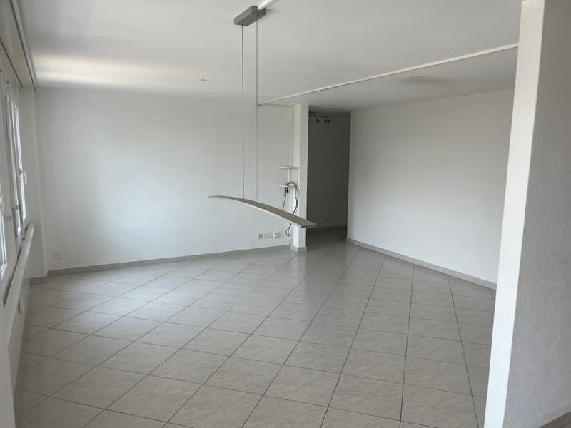Geräumige 5.5-Zimmer-Wohnung an der Hauptstrasse in Biberist –sofort verfügbar!" (20)