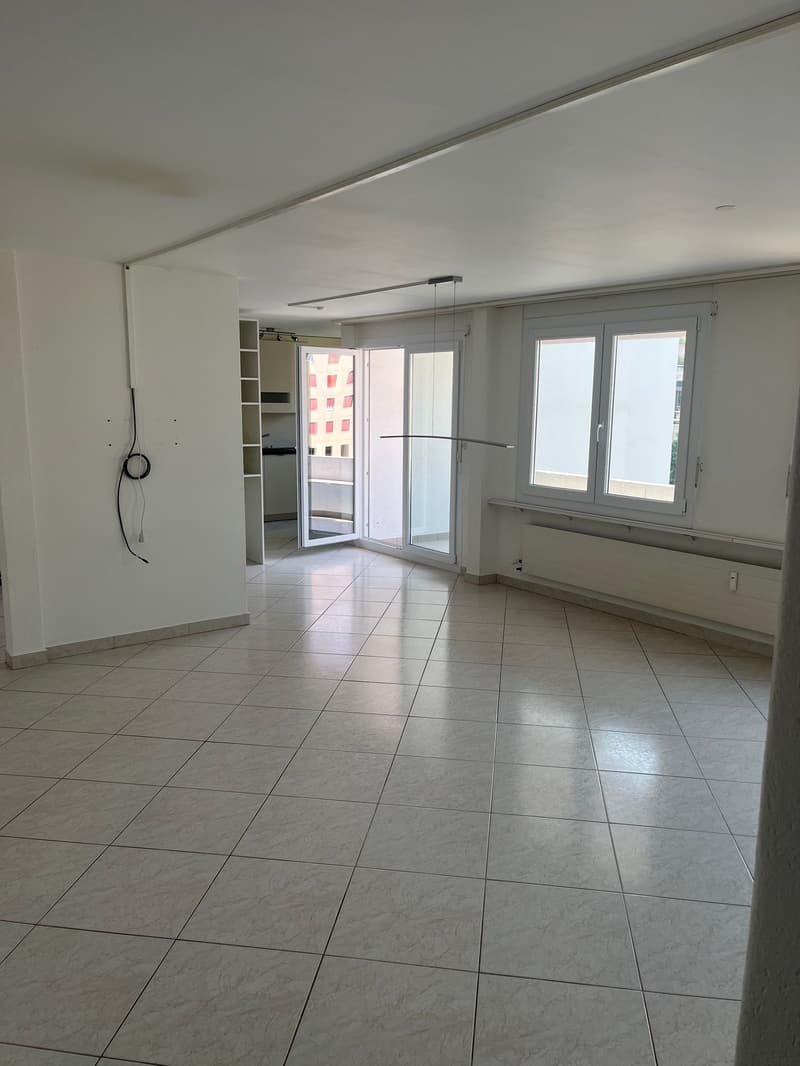 Geräumige 5.5-Zimmer-Wohnung an der Hauptstrasse in Biberist –sofort verfügbar!" (22)