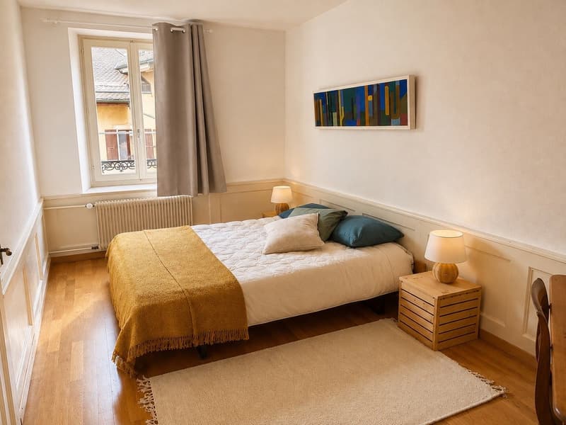 Spacieux appartement meublé de 104 m2 dans maison de charme (8)