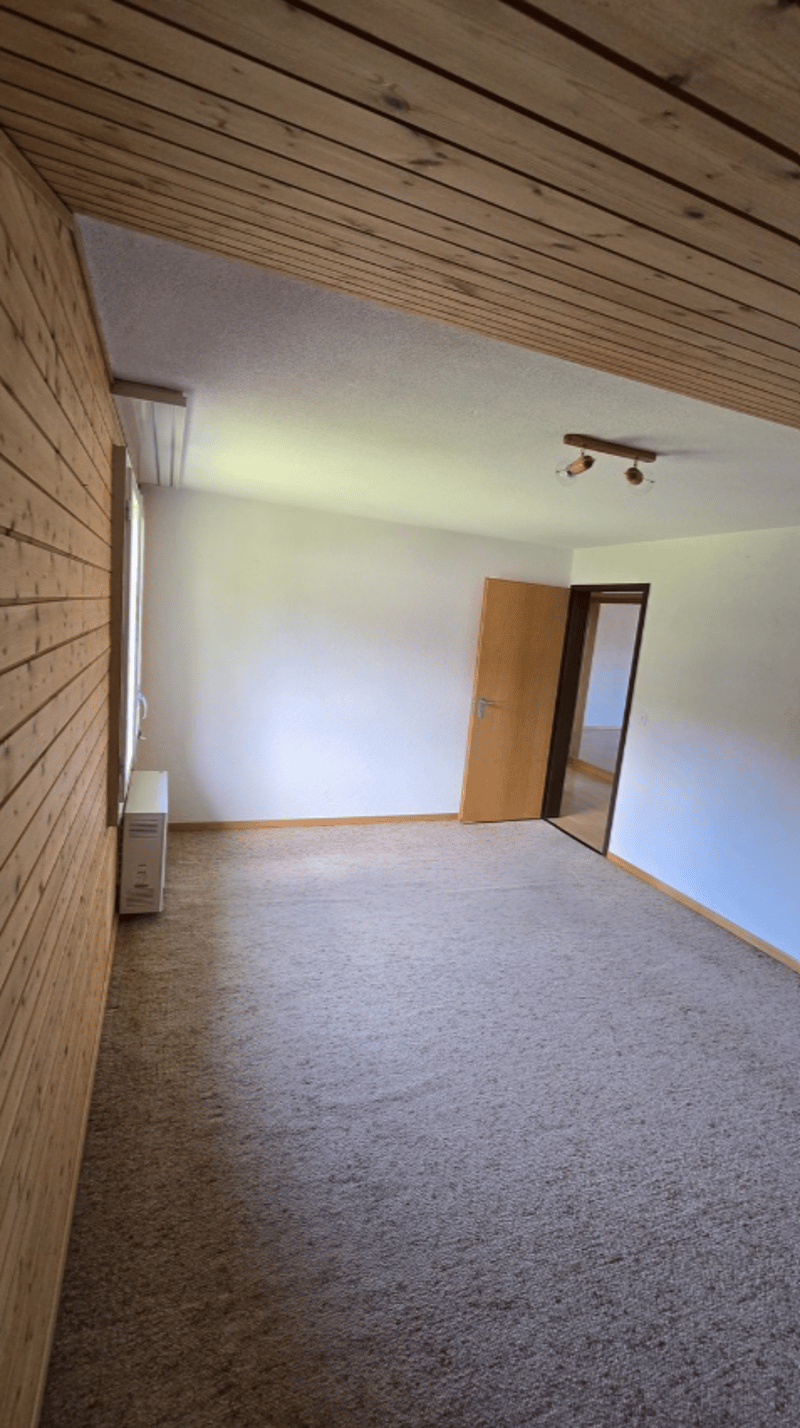 Grosszügige 3-Zimmer-Wohnung mit traumhafter See- und Bergsicht (7)