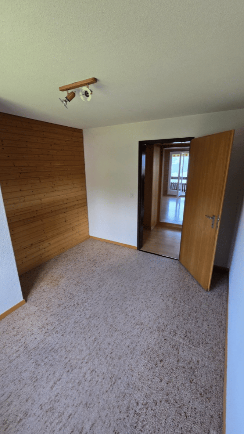 Grosszügige 3-Zimmer-Wohnung mit traumhafter See- und Bergsicht (4)