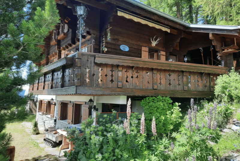 Charming 7-room chalet in Gspon (Staldenried municipality) (2)