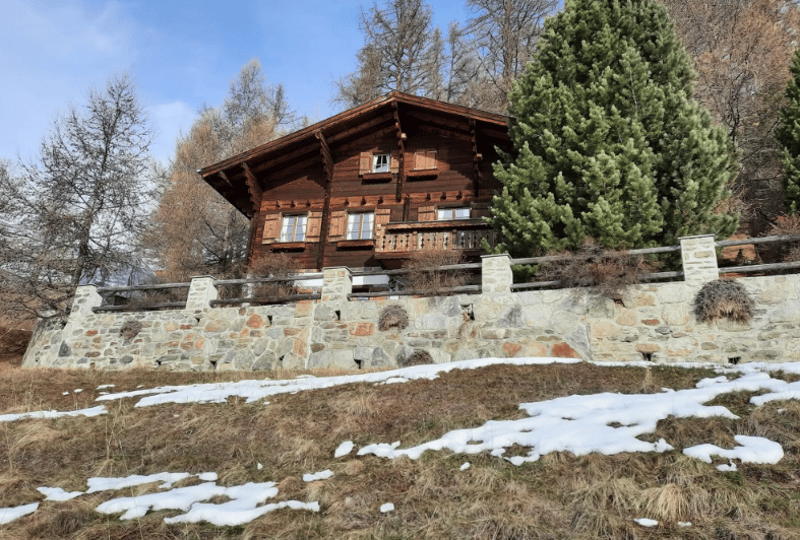Charming 7-room chalet in Gspon (Staldenried municipality) (1)