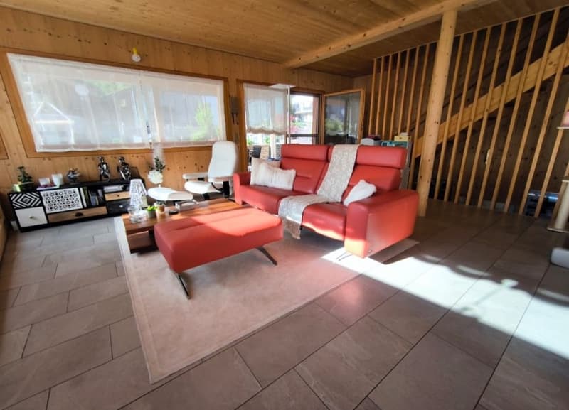 Modernes, freistehendes 6 1/2 Zimmer- Holzhaus mit Seesicht/Ufernähe (17)
