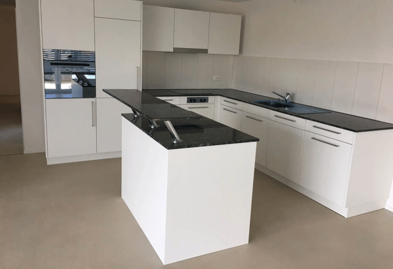 Helle 5.5-Zimmer-Dachwohnung mit Balkon in Aesch ZH – ab September 2026 verfügbar (2)