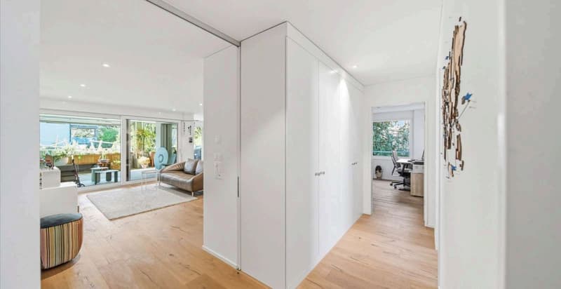 Grosszügige 4.5-Zimmer-Wohnung mit Terrasse in Uster (4)