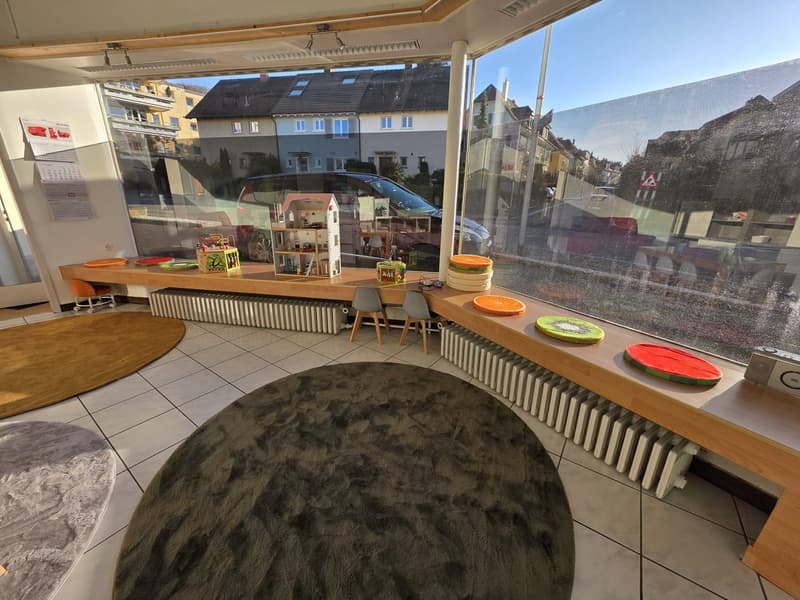Attraktives Eck-Ladenlokal (100 m2) (5)