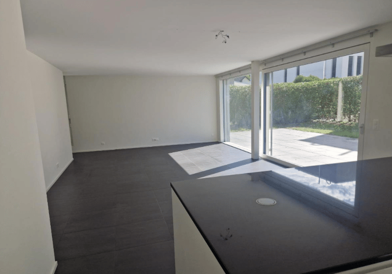 Helle 5.5-Zimmer-Wohnung mit Balkon in Pratteln – sofort verfügbar! (5)