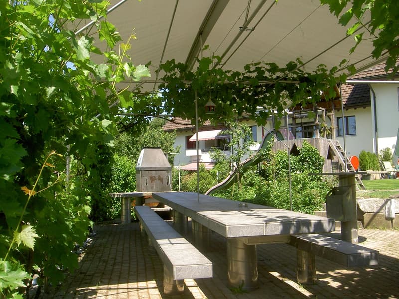 Einladende 5.5 Zimmer Maisonette-Wohnung (2)