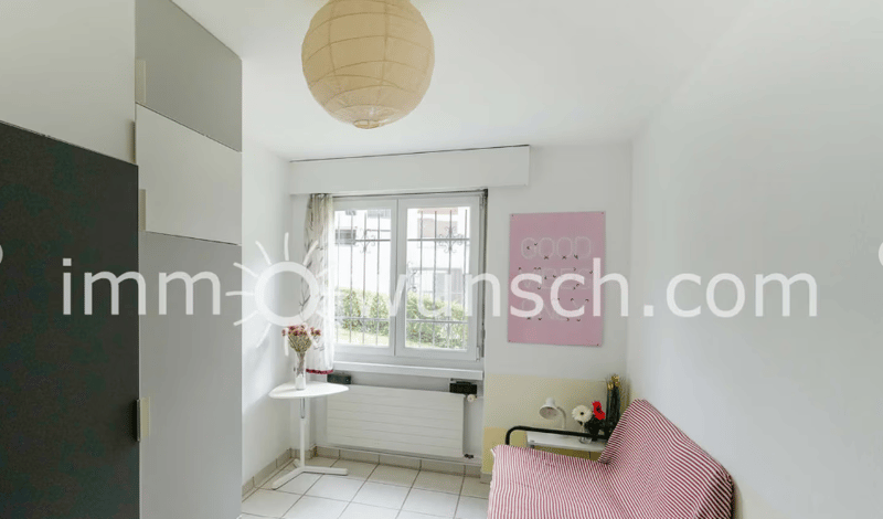Helle 5.5-Zimmer-Wohnung mit Balkon und Doppelgaragenbox in Baar (10)