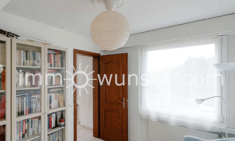 Helle 5.5-Zimmer-Wohnung mit Balkon und Doppelgaragenbox in Baar (9)