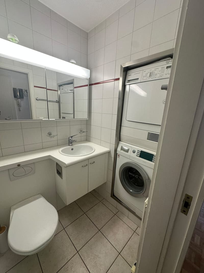 Helle 4.5-Zimmer-Wohnung mit Balkon und schöner Aussicht in Münsingen (6)