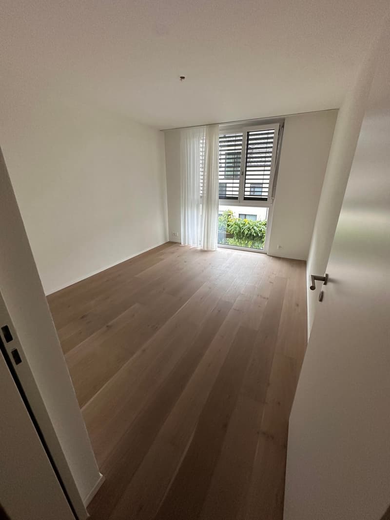 Wunderschönes 5.5-Zimmer-Familienhaus | ca. 240 m² | Garten | 10 Min. von Zug (16)
