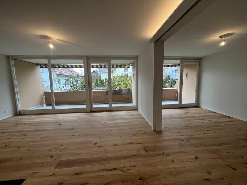 Sehr sonnige, ruhige, teilrenovierte 4.5-Zimmerwohnung (1)