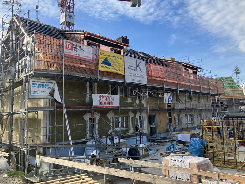 Neue 4 1/2 Zimmer mit grossem Balkon (11)
