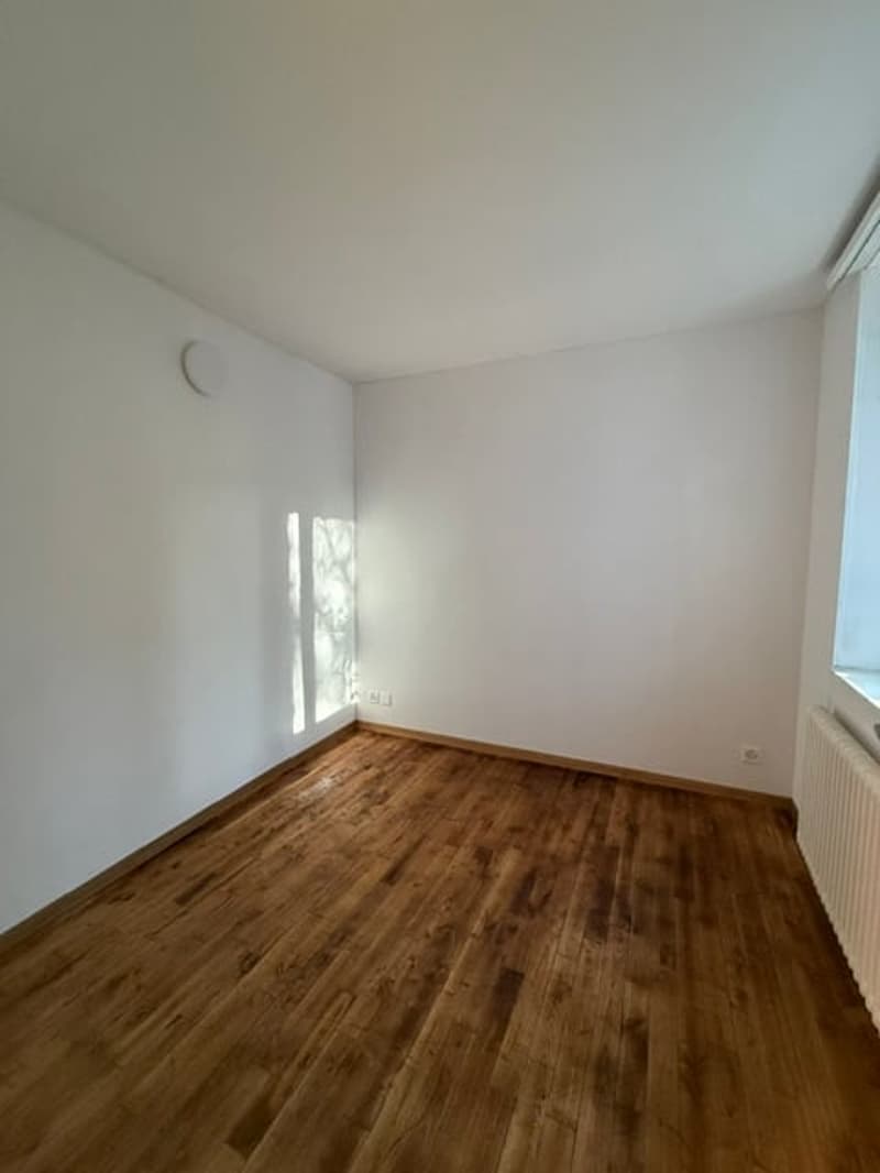 Erstvermietung nach Renovation, grosszügige 3.5-Zimmer-EG-Wohnung mit Terrasse und Garten (12)