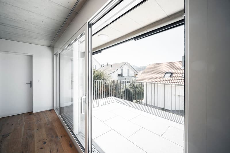 Moderne 4.5-Zimmer-Neubau-Wohnung mit Balkon in Bäriswil (5)