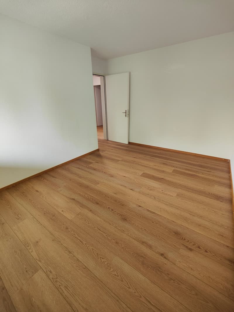 Grosszügige 4.5-Zimmer-Wohnung in Familienquartier in Sempach - ab sofort verfügbar! (21)
