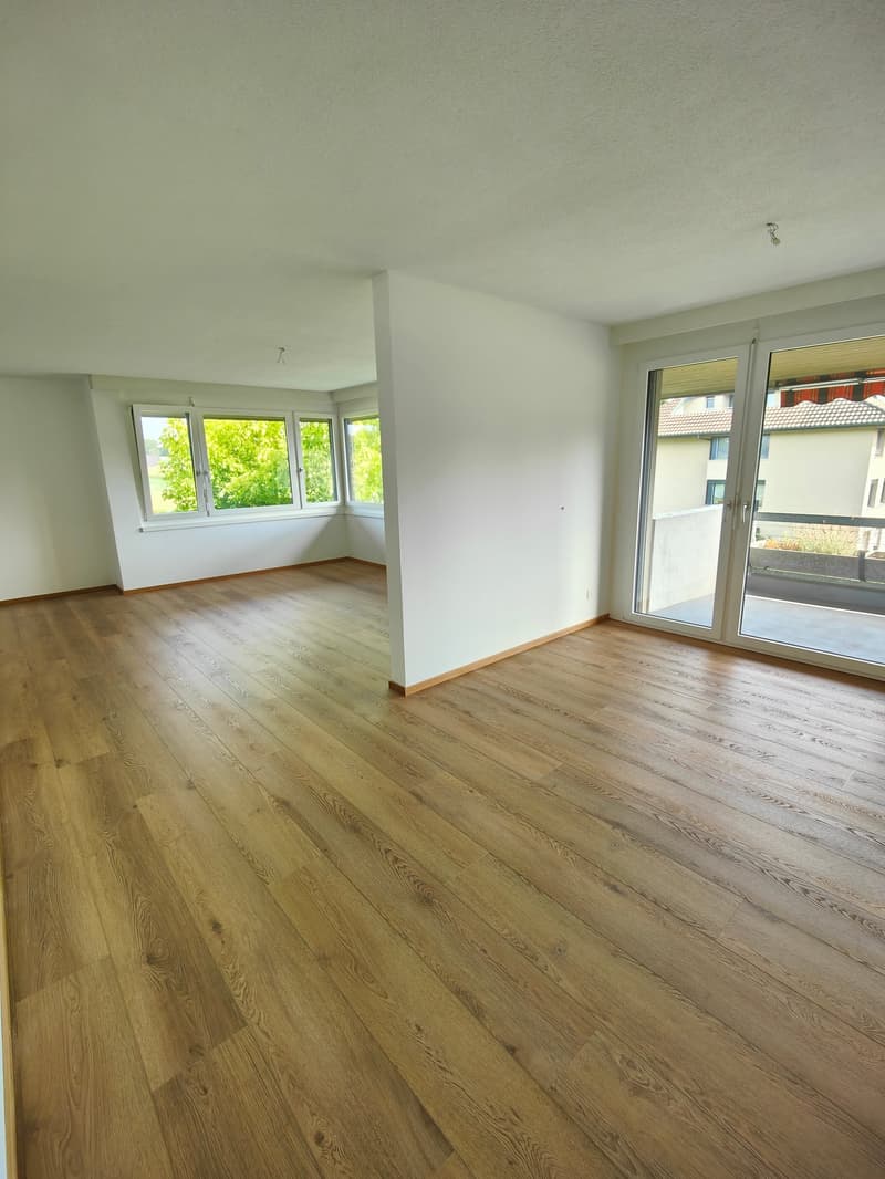Grosszügige 4.5-Zimmer-Wohnung in Familienquartier in Sempach - ab sofort verfügbar! (11)