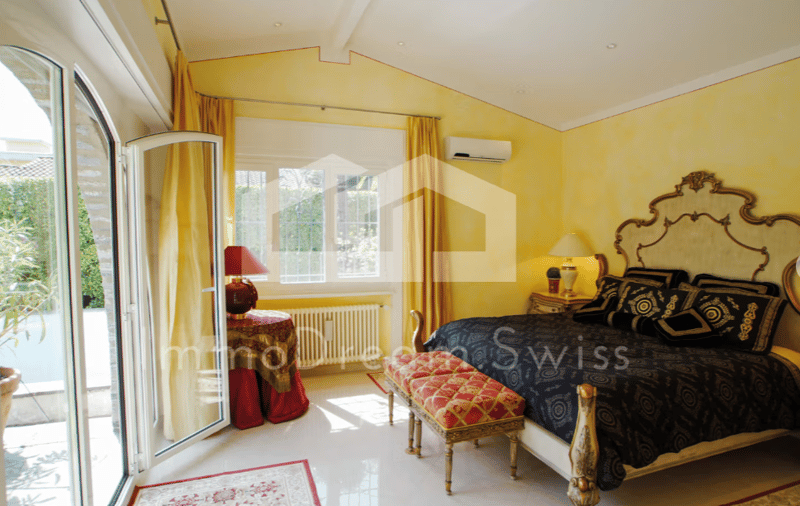 Ascona: 6.5 Zi. Villa mit Pool, Gartenanlage und 2. Wohnsitz (12)