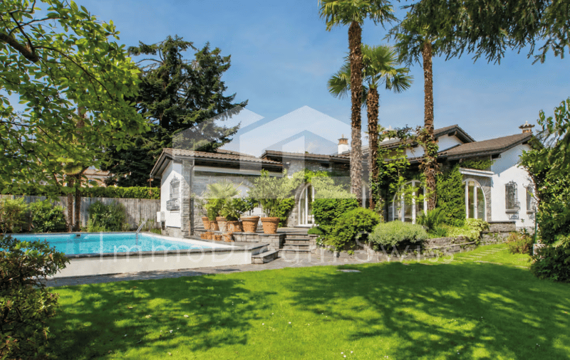 Ascona: 6.5 Zi. Villa mit Pool, Gartenanlage und 2. Wohnsitz (1)