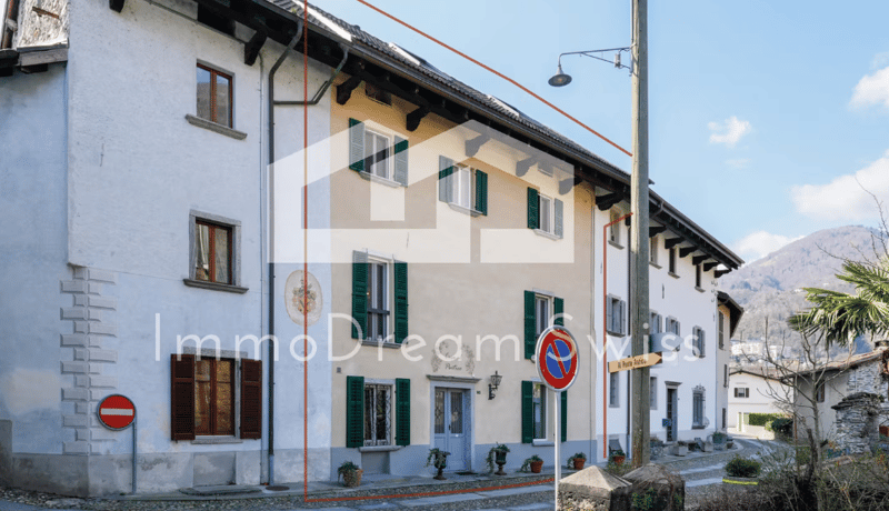 Generationenhaus im beliebten Nucleo mit 2 Wg. und 3 Studios, romantischem Innenhof (1)