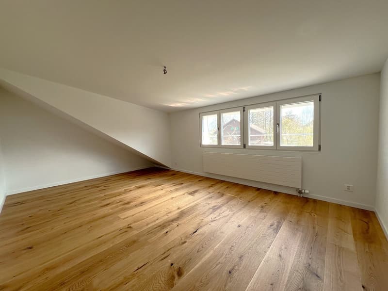 Stilvoll wohnen am Dorfbach – komplett renoviertes Einfamilienhaus (4)