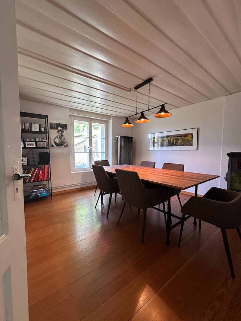 Charmantes 6-Zimmer-Einfamilienhaus in Roche-d'Or – Historisches Zollhaus trifft moderne Renovation (3)