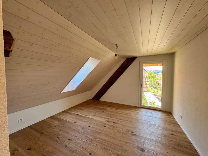 Neue 2.5-Zimmer-Maisonette-Wohnung mit Galerie – Historischer Charme trifft modernen Komfort (19)