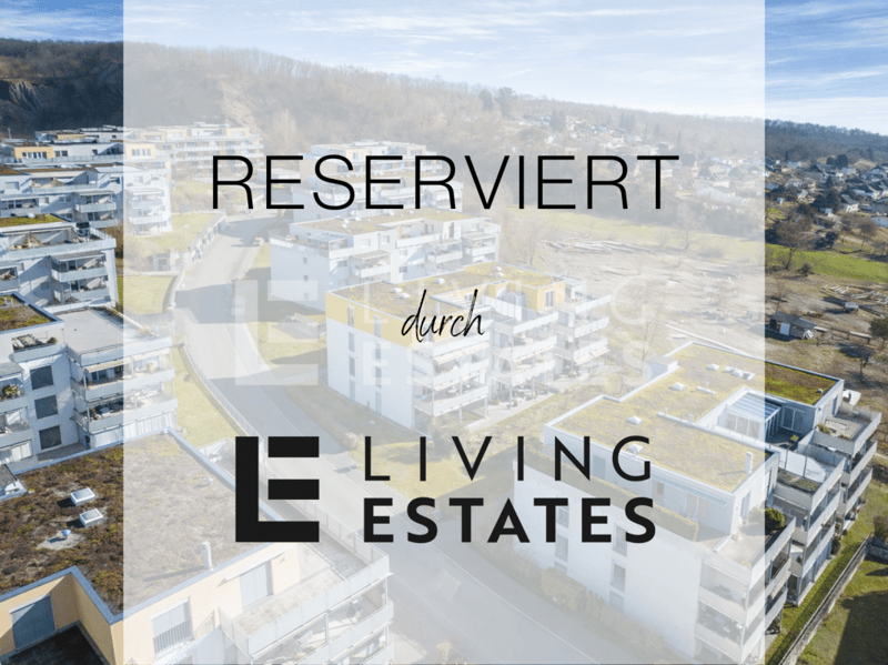 RÉSERVÉ (1)