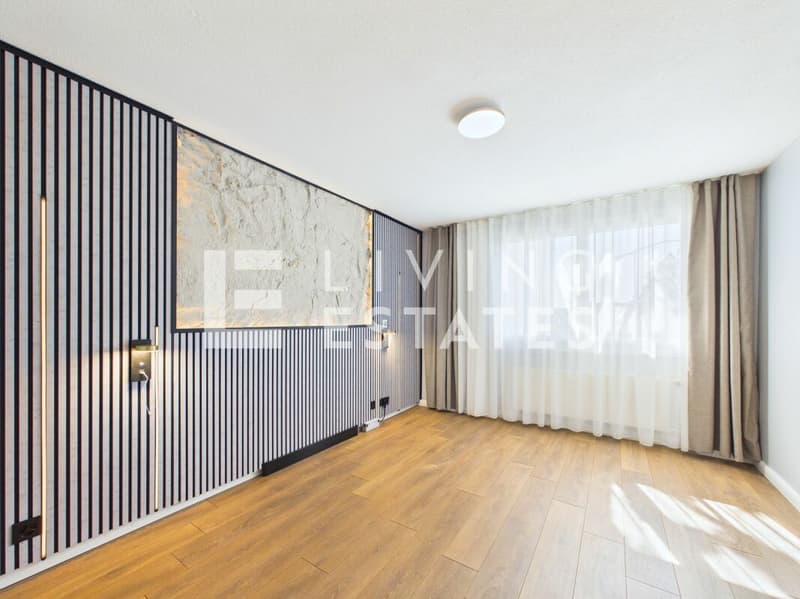 TERRACED HOUSE WITH PANORAMIC VIEW AND INDIVIDUAL LIGHTING CONCEPT (17)