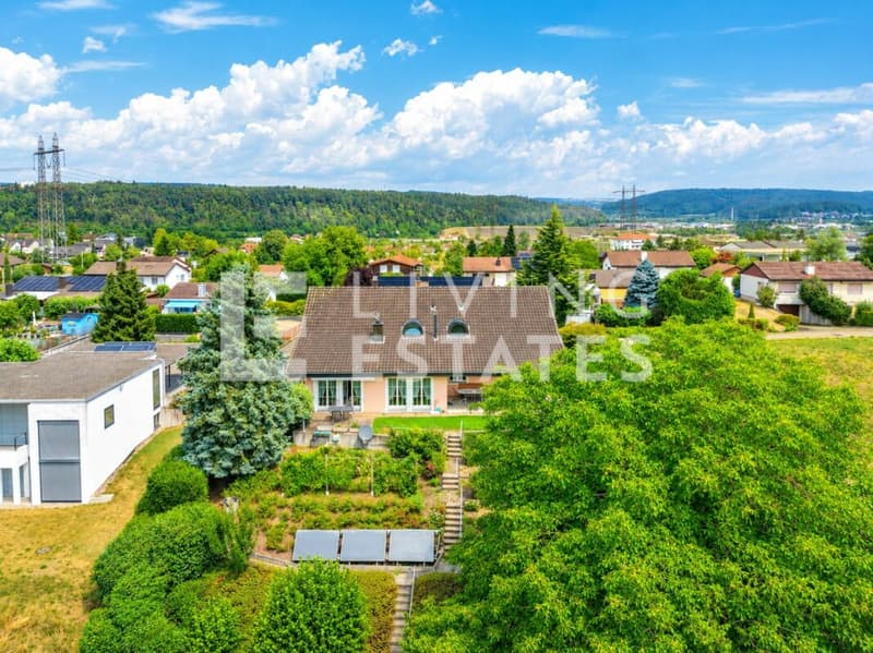 UNA RESIDENZA ECCEZIONALE IN UN CONTESTO VERDE (19)