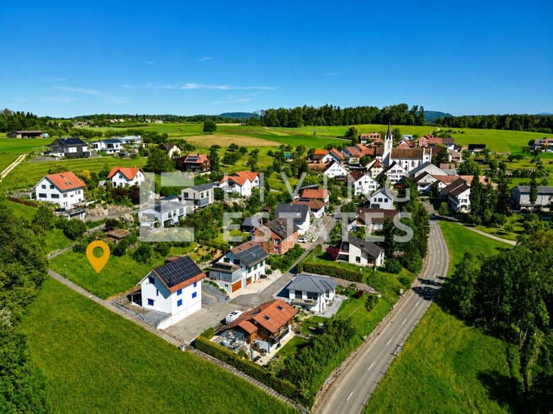 BAULAND MIT WEITBLICK UND NATURVERBUNDENHEIT (1)