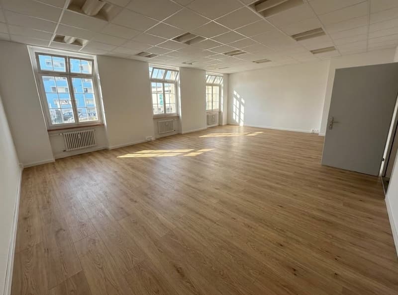 Büro 0006 56m2