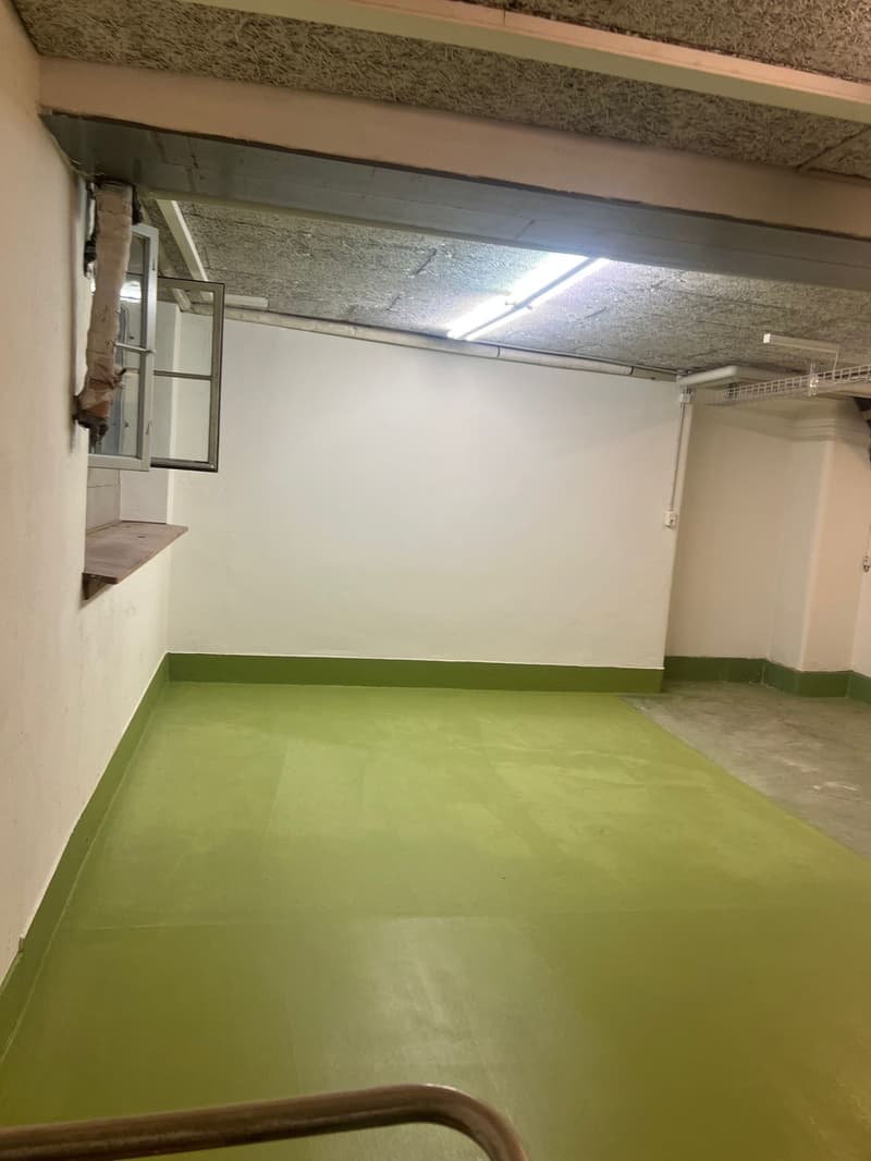 Hobby or storage room for rent in central location near Römerhof (5)