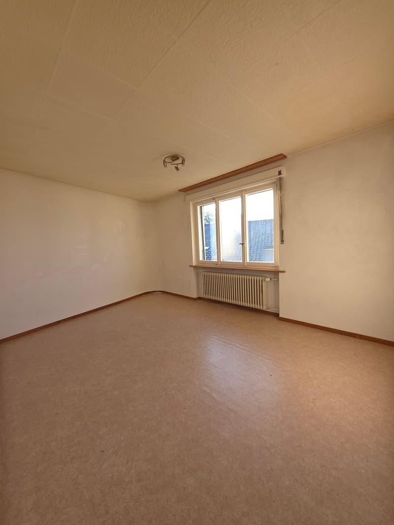 Charmante 4-Zimmer-Altbauwohnung an der Alpenstrasse in Grenchen (6)