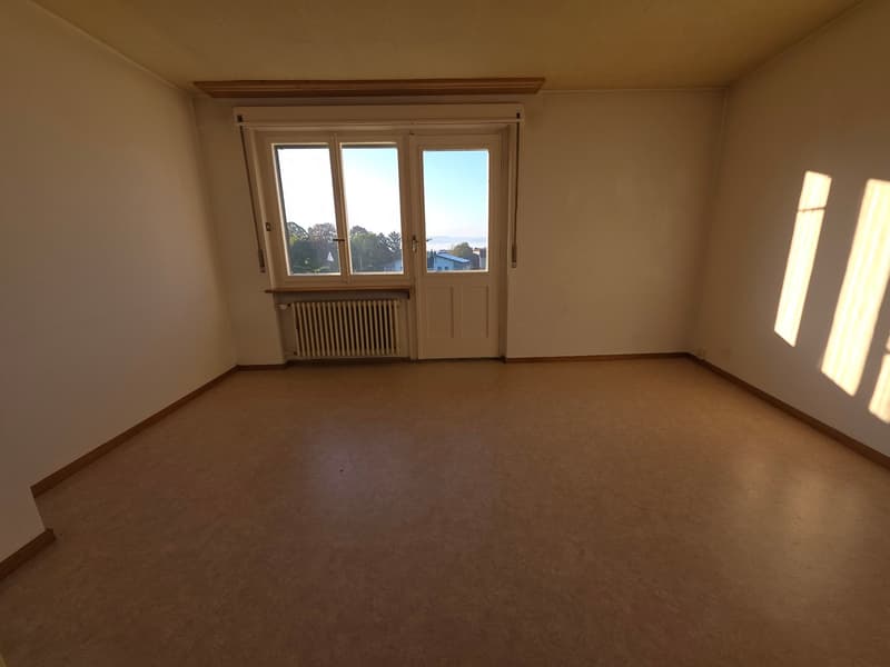 Charmante 4-Zimmer-Altbauwohnung an der Alpenstrasse in Grenchen (5)
