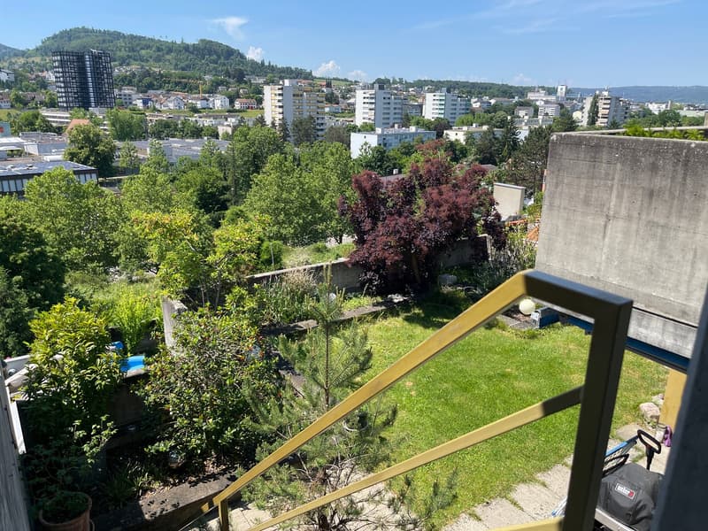3.5-Zimmer-Eigentumswohnung mit Studio, grosszügigen Terrassen und idealer Lage (18)