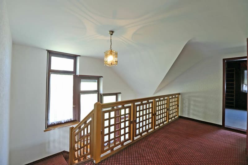 Lussuosa casa residenziale di 10 stanze con potenziale (9)