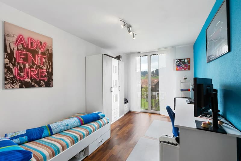 Modern 4.5-room apartment with Alpine view (8)