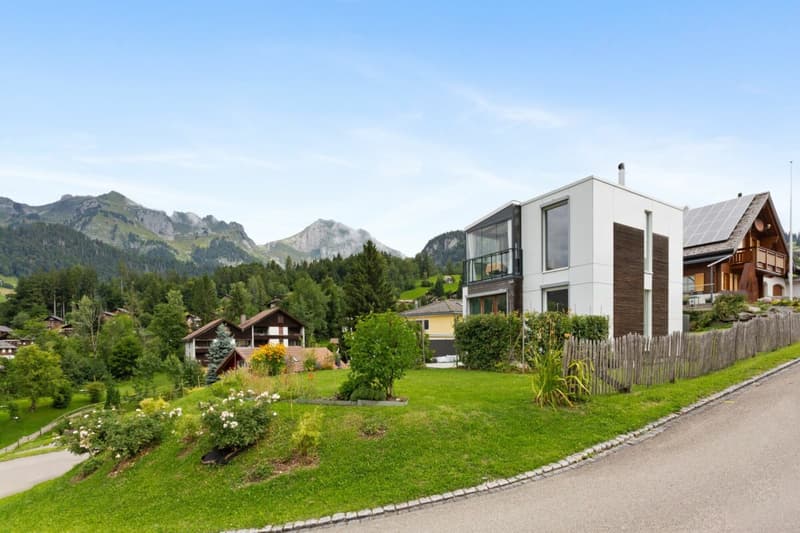 3.5-room single-family house with unobstructable mountain view in Unterwasser (2)