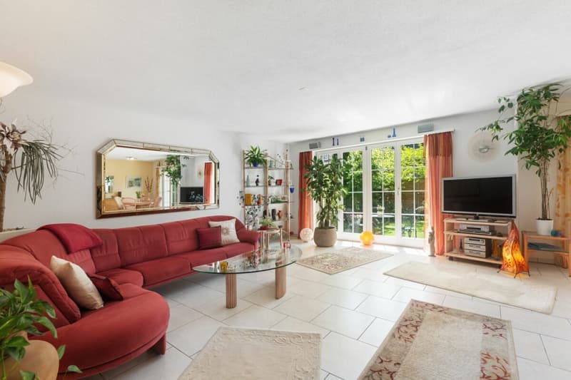 Well-maintained semi-detached house with garden idyll (6)