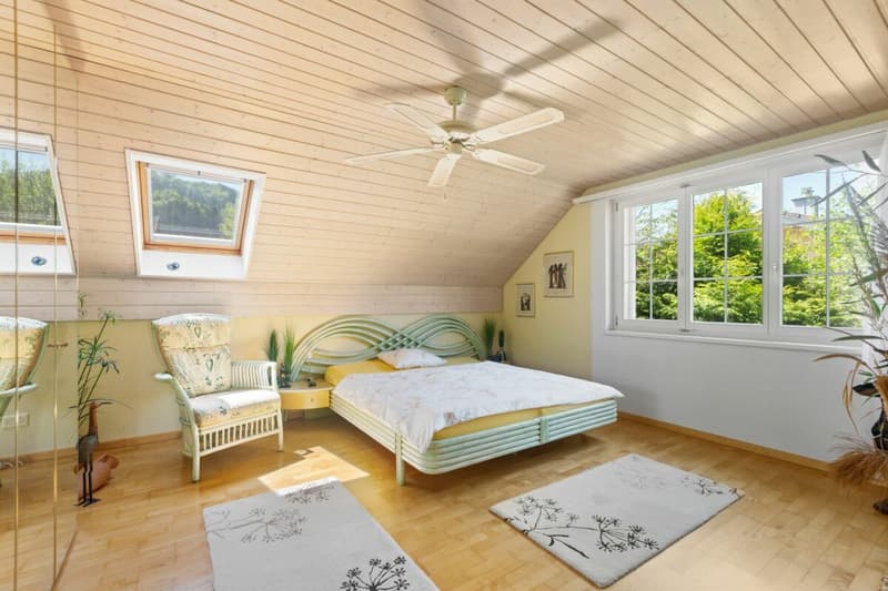 Well-maintained semi-detached house with garden idyll (7)