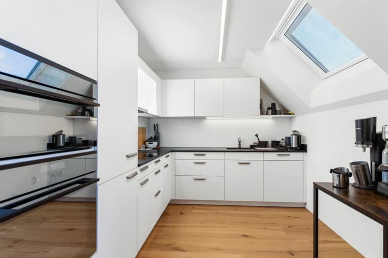 Habiter avec charme - appartement de toit neuf de 4,5 pièces (6)