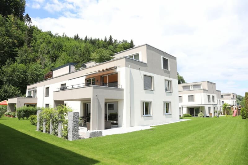 5.5-Zimmer-Gartenwohnung - modern, komfortabel und zum Wohlfühlen (1)