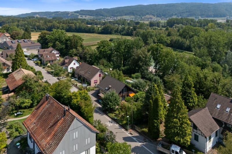 Idyllisches Anwesen mit viel Land & Privatsphäre (3)
